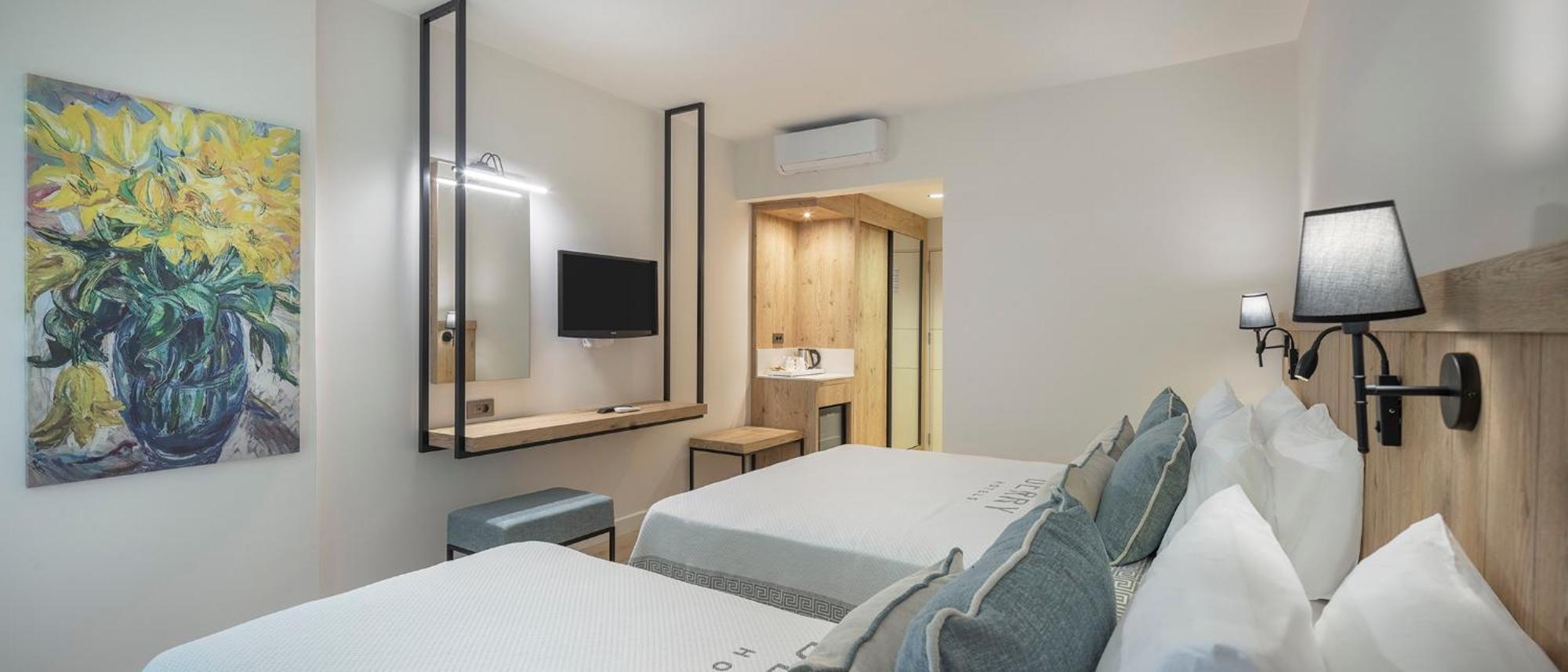 Berry Blue Hotels Side Bagian luar foto
