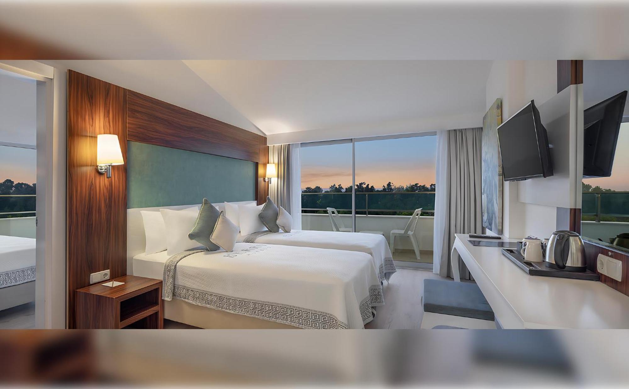 Berry Blue Hotels Side Bagian luar foto